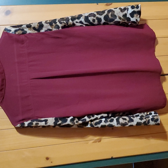 2B Bebe blouse - Picture 5 of 5